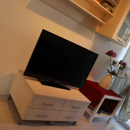 Poppy's House * Pistoia